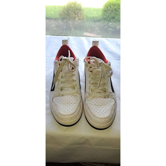 Big Kids Size 6.5 PUMA Rebound Layup Lo Low Top White/Red/Black 370490-01 - Picture 2 of 7